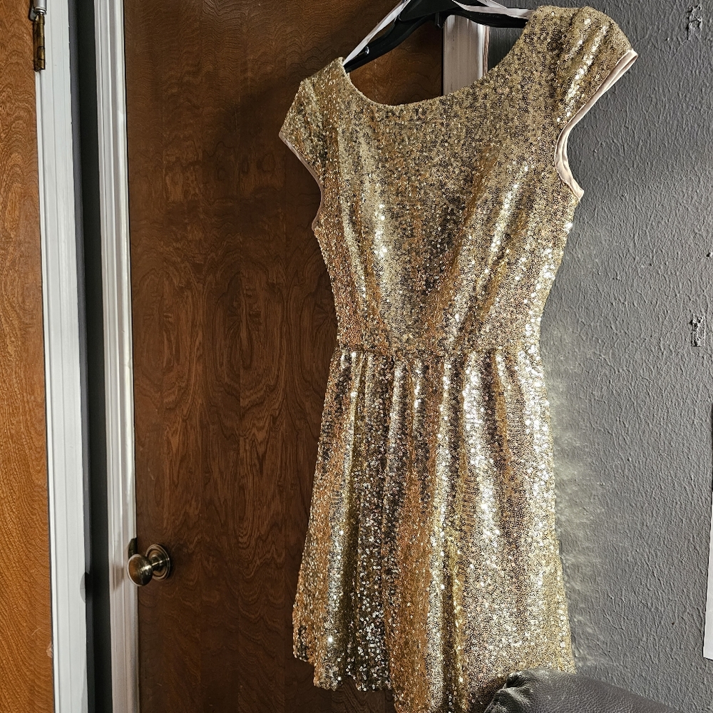 Dress gold size 5/6 B. Darlin